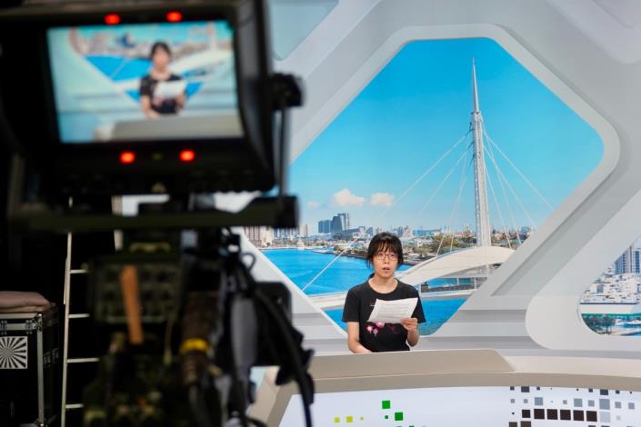 3. 去（2024）年職場體驗帶領學員參訪公共電視南部製作中心，讓學員親身體驗製播新聞的流程。