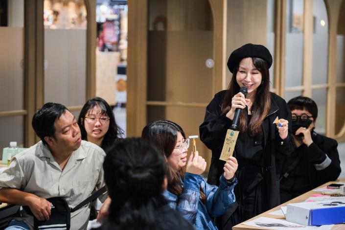參與「模擬評審工作坊」的設計師表示:「更明確了解到評審的完整流程，以及不同的角度來看待設計，透過這次活動體驗對於日本GOOD DESIGN AWARD投件上非常有幫助！」
