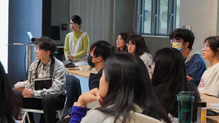 「K-TV新媒體人才培育中心」舉辦的「行銷大師養成計畫」課程以實務為導向，並邀請產業講師帶領學員進行創作練習與行銷提案，培養青年在行銷、企劃與內容製作領域的即戰力。