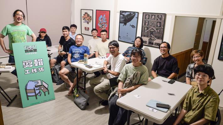 近年影像領域需求持續攀升，青年局透過新媒體人才培育與青年創業補助，鼓勵青年投身影像創作與就業。