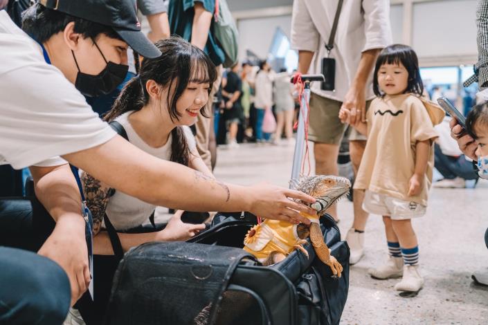 圖3.2023年受補助青創業者「緣起國際貿易有限公司」參與「2023台灣兩棲爬蟲博覽會」，透過展覽引領民眾對特殊寵物有更深入的認識，並提升飼養興趣。