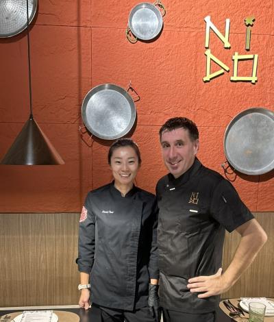 圖6.青創品牌「Nido Spanish Cuisine」由西班牙主廚 Jon（右）與負責人 Sonia（左）攜手將西班牙美食帶入高雄，透過料理傳遞文化記憶，打造兼具溫度與深度的西班牙飲食體驗。