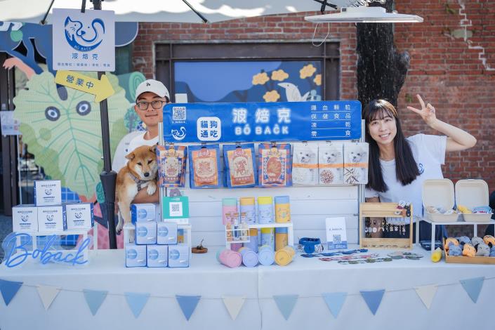圖13.「波焙克 Boback」以人類食品安全標準把關原料與製程，讓寵物餐食更有保障。