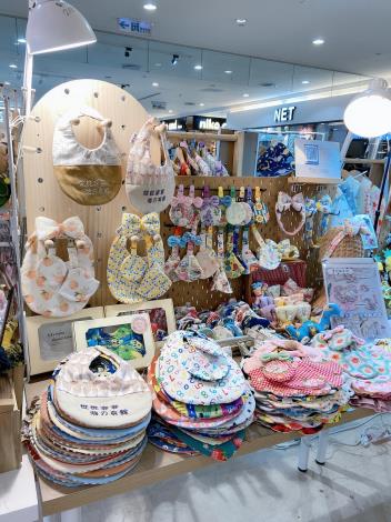 圖7. 「貴妃麻手作」進駐夢時代購物中心寄售商品，提升品牌曝光與銷售機會。