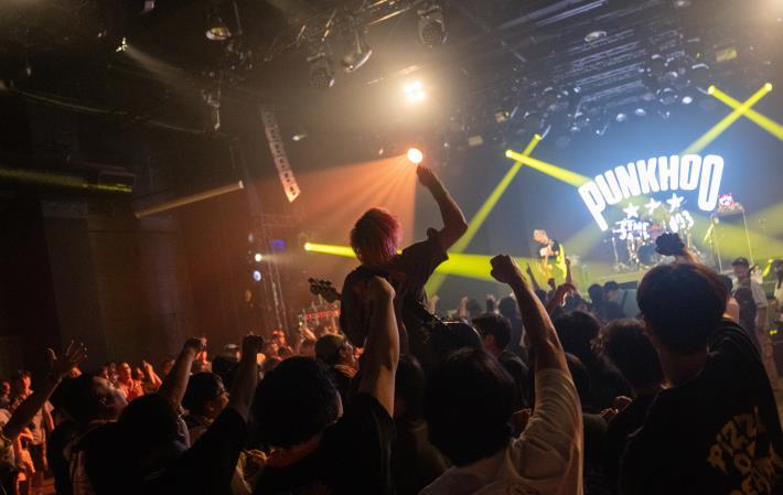 7.擔任本次展演壓軸的「胖虎 punkhoo」，以熱血且具感染力的Melodic Punk引爆全場。