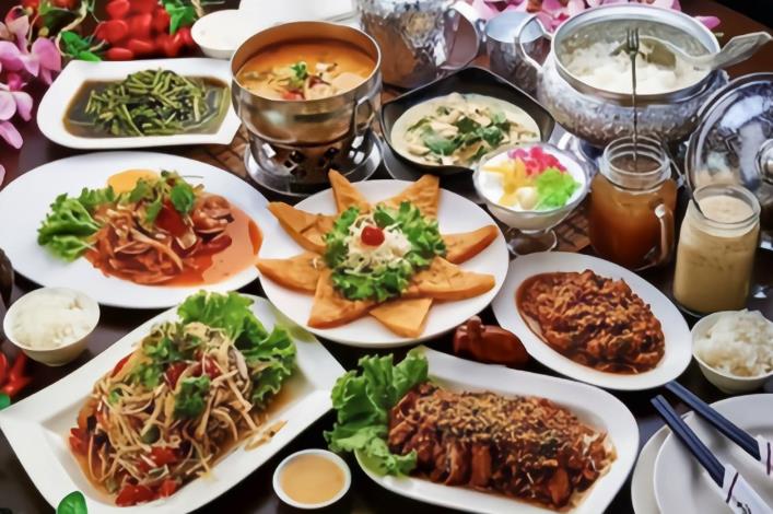 圖3.「One泰平價泰式料理」年節期間持續營業不打烊，讓大家過年吃到泰滿足。