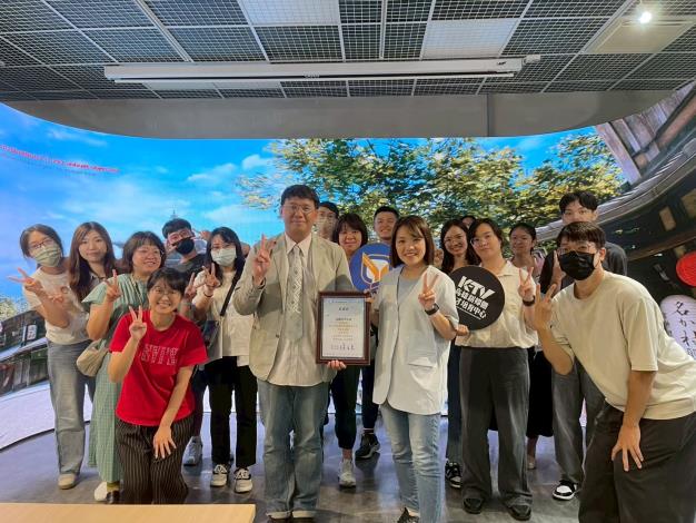 LINE_ALBUM_88高師大參訪_251030_1 (6)