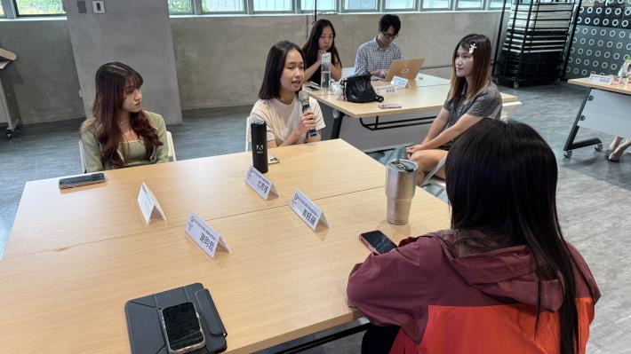 圖5. 行前說明會採分組方式讓學員相互認識培養默契，為即將展開的海外研習建立合作基礎。.JPG